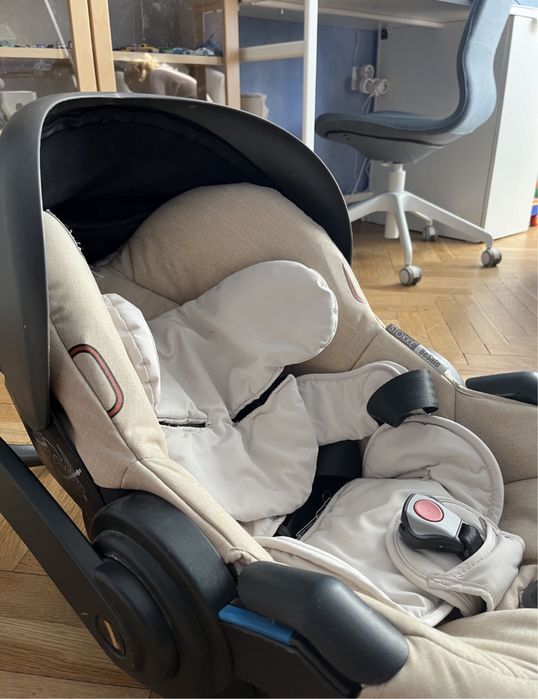 Бебешка количка Stokke Crusi