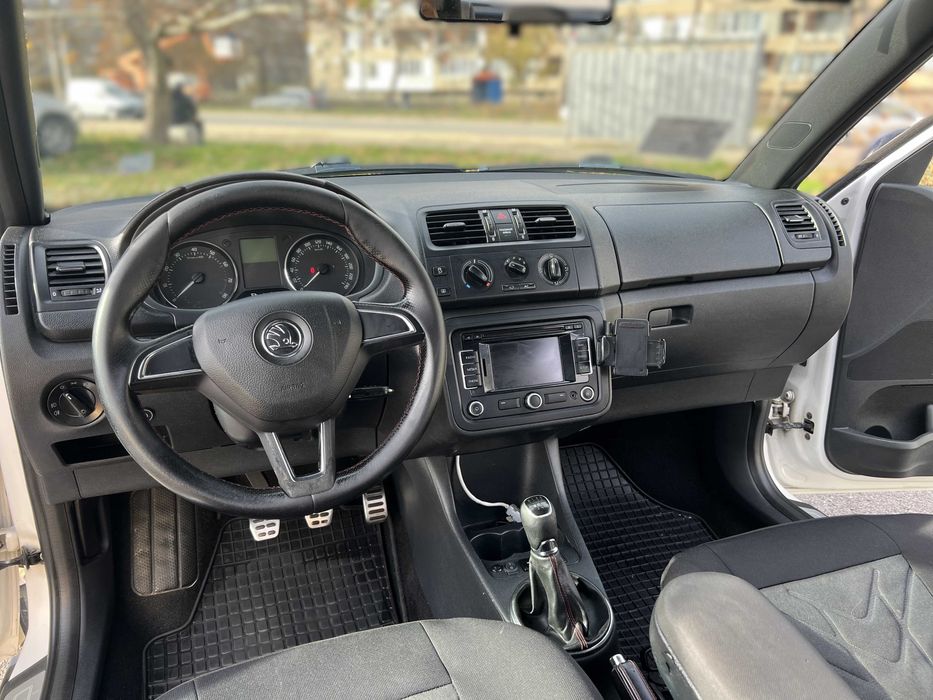 Шкода Фабия – такси  , много поддържана и напълно готова за работа.