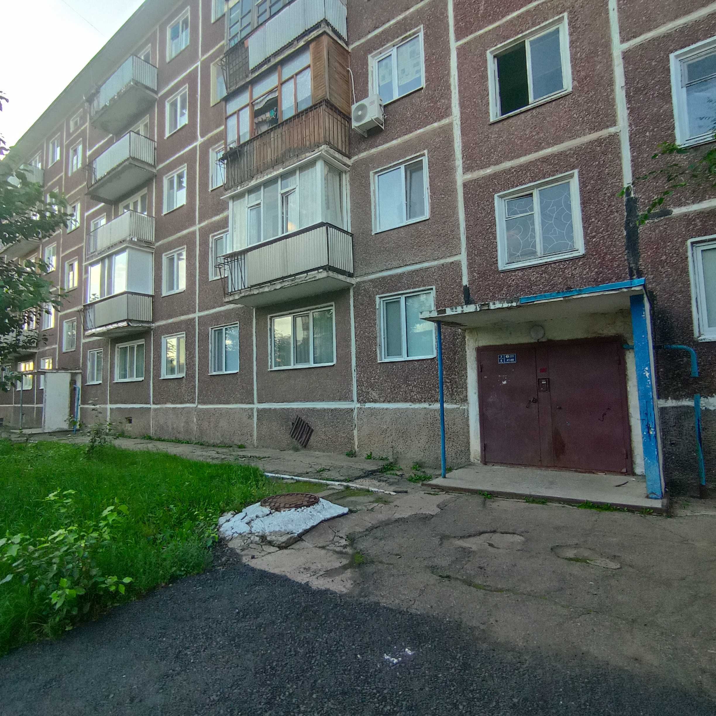 Продается 3-хкомн. квартира 3мкр. д.6