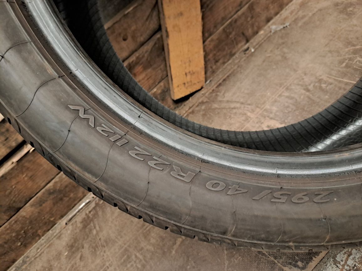 O anvelopa 295/40 R22 Pirelli