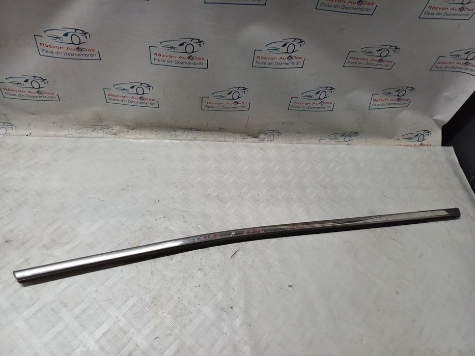 perie geam stanga spate  peugeot 3008 - benzina 2012