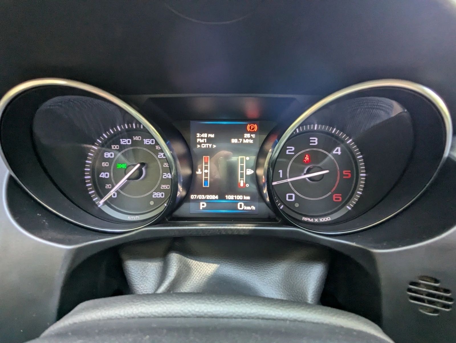 Jaguar XE 2.0D, 180к.с