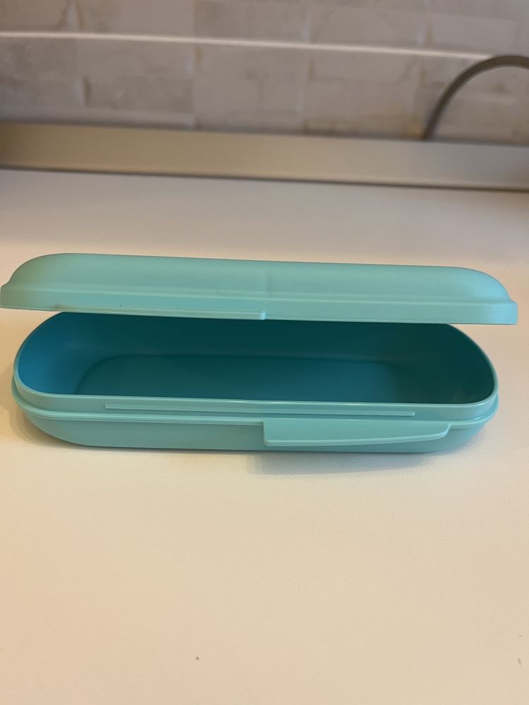 Port sendvis Tupperware