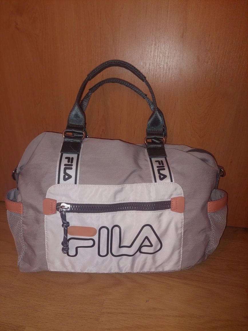 Модерна чанта Fila