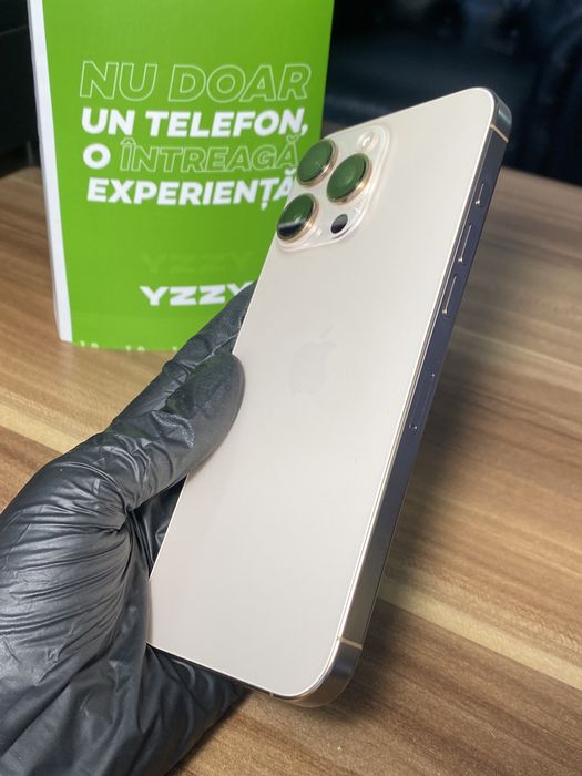 iPhone 16 Pro Max • 256 GB • Desert Titanium