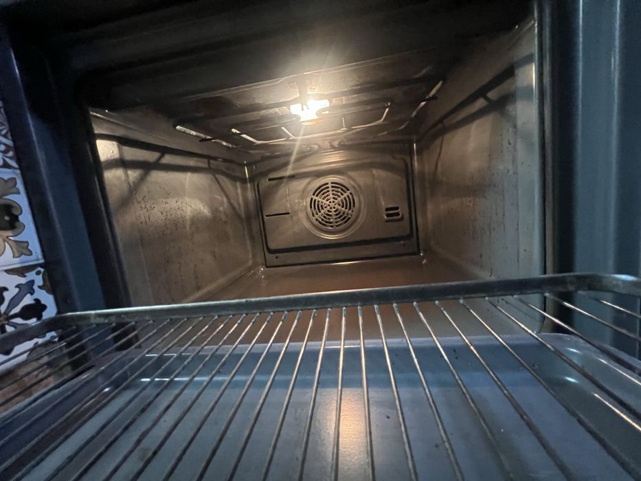 SIMENS фурна за вграждане