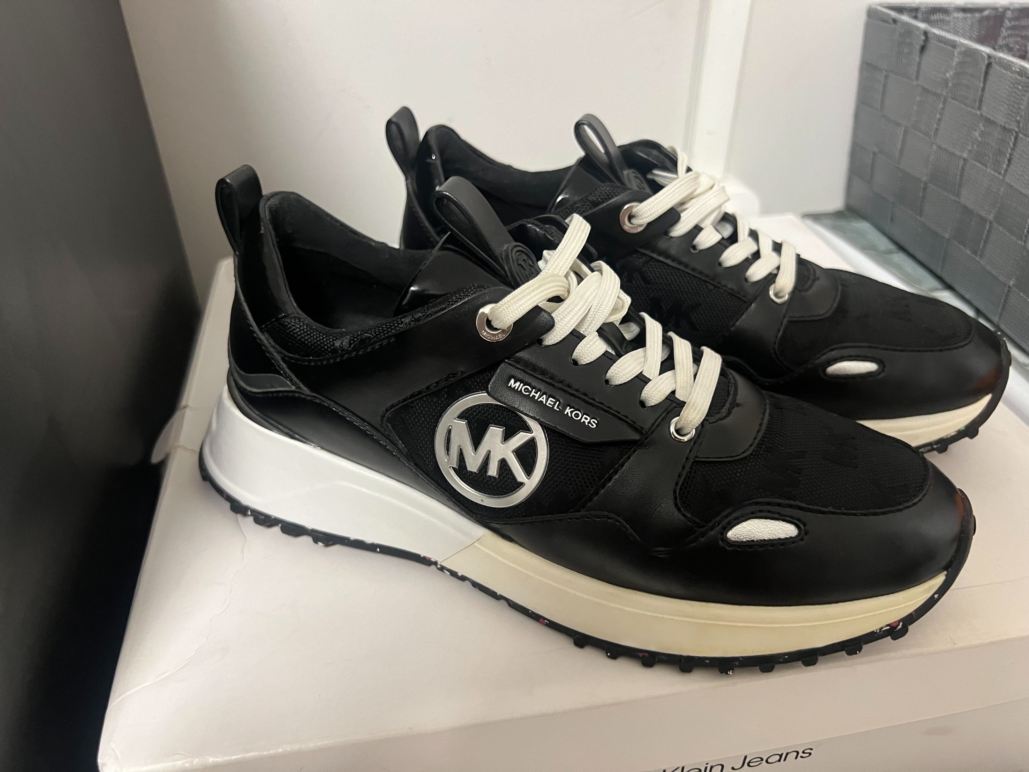 Обувки Michael Kors