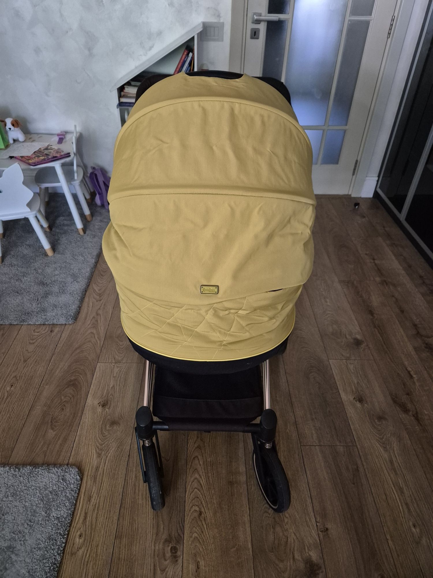 Cybex ePriam Platinum Rose Gold (електрическа) с два коша