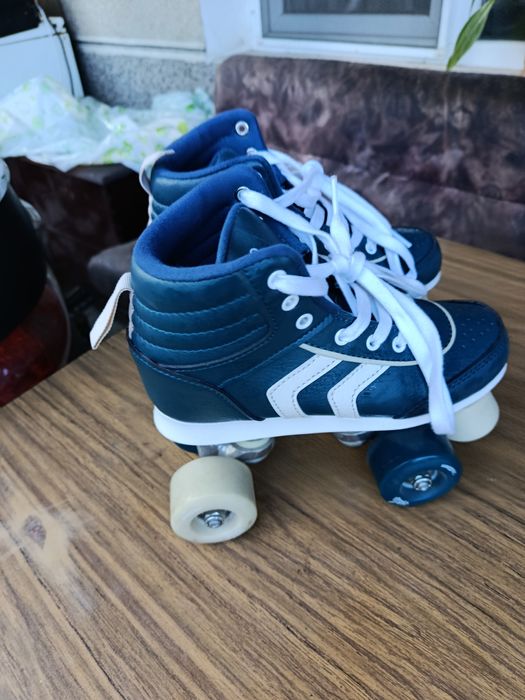 Ролкови кънки  ...