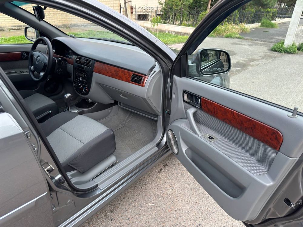 Продаётся Chevrolet Gentra 2014 года 3-я позиция автомат