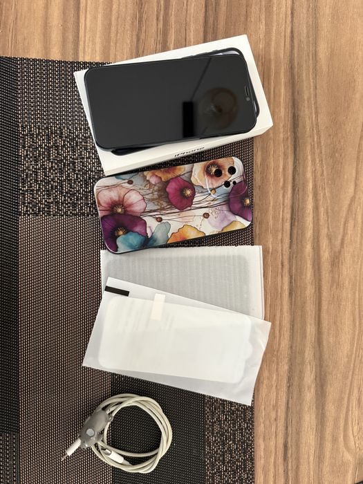 Iphone 12 black 64Gb liber de retea