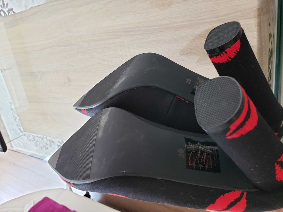 Pantofi dama noi ,marimea 39. NOI