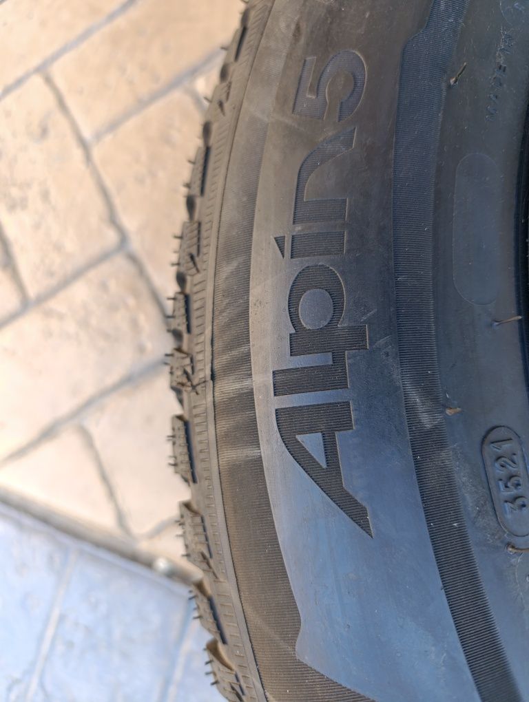 Зимни гуми 215/65/17 Michelin Alpine 5