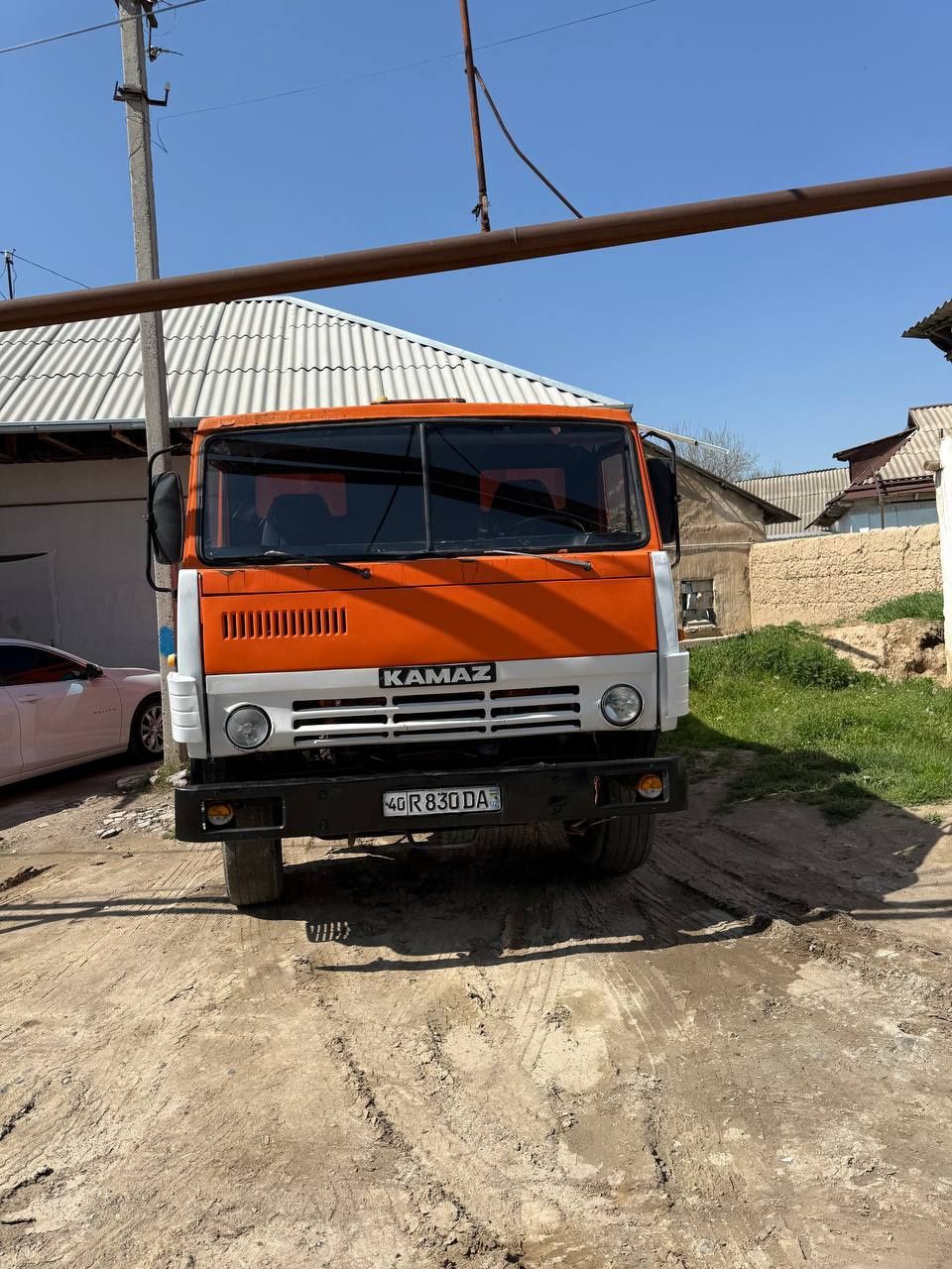 Kamaz sotilad holat yahw iwlab turgan mowina iwka tayor.