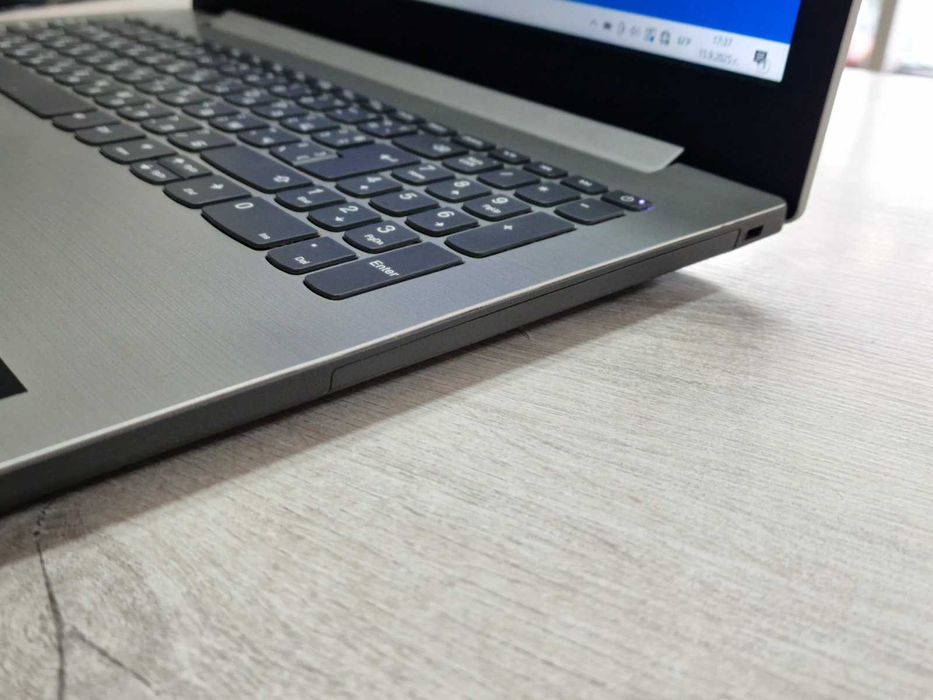 Лаптоп Lenovo IdeaPad 330-15IGM 81D1
