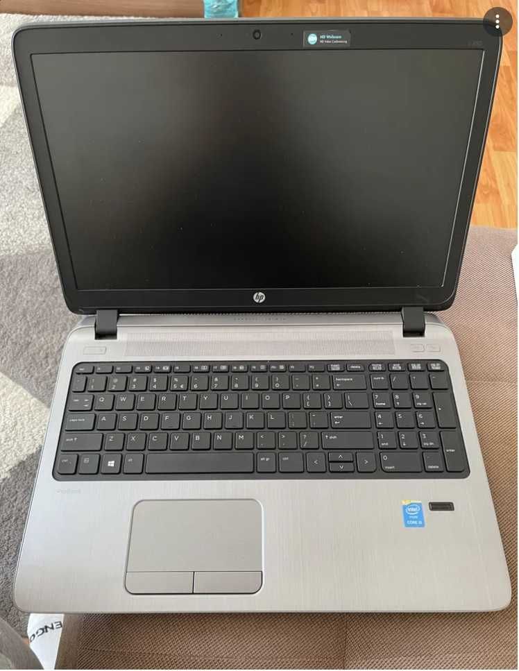 Laptop HP i3 PRET Redus