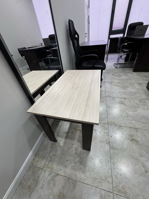 Журнальный столик