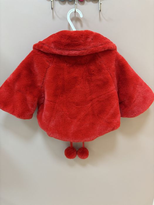 Blanita superba fetite