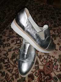 Papuci arginti piele naturala 36
