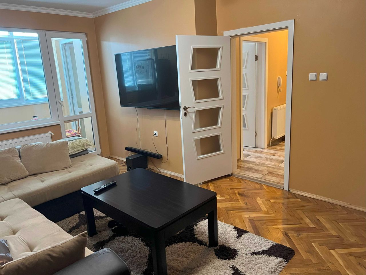 Продава се Тристаен апартамент в Русе, Център - 95 кв.м за 1264 €/кв.м - Снимка #12