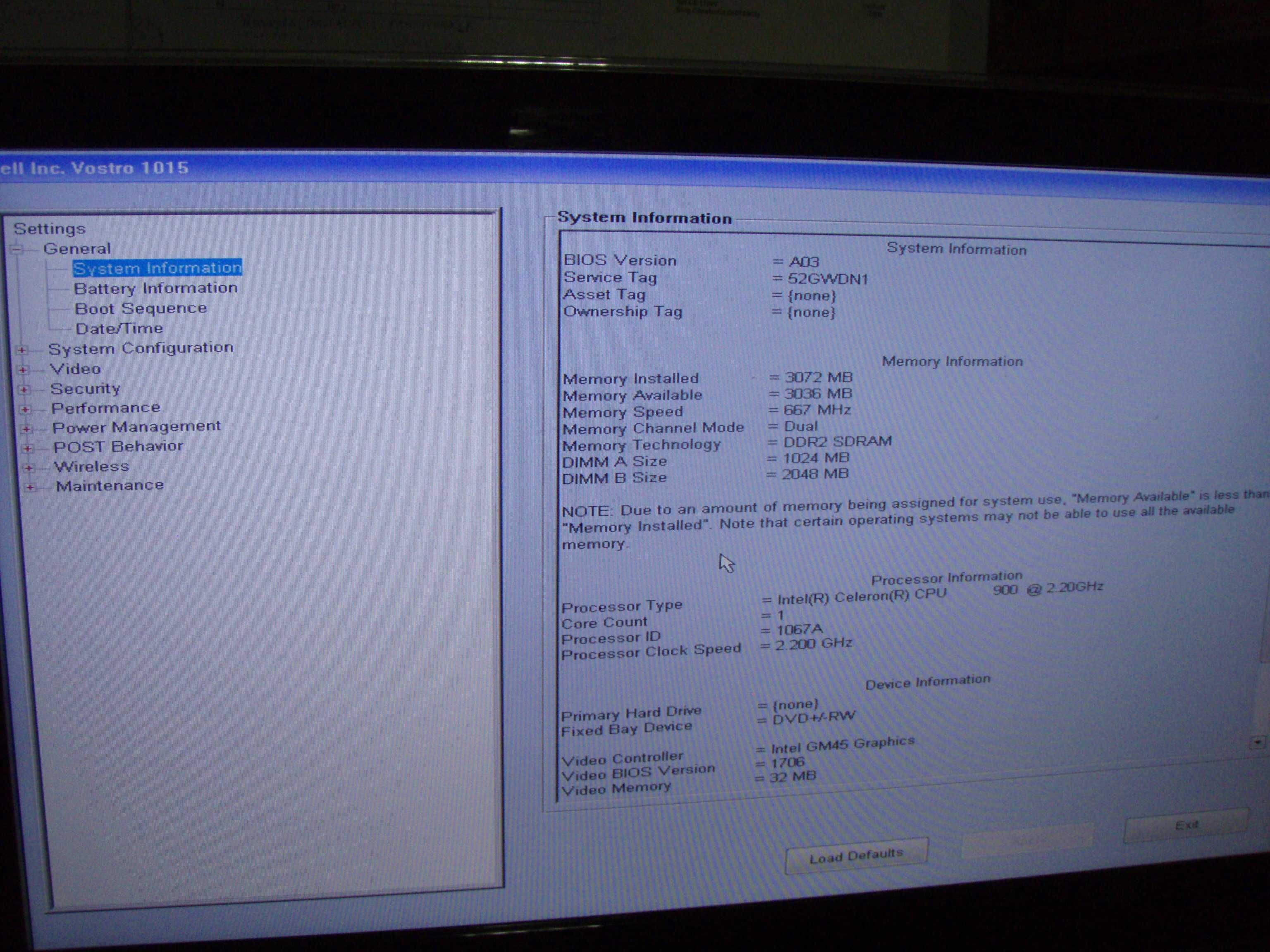 Dell Vostro 1015 Intel Celeron 900 2.2 Ghz, functional display spart