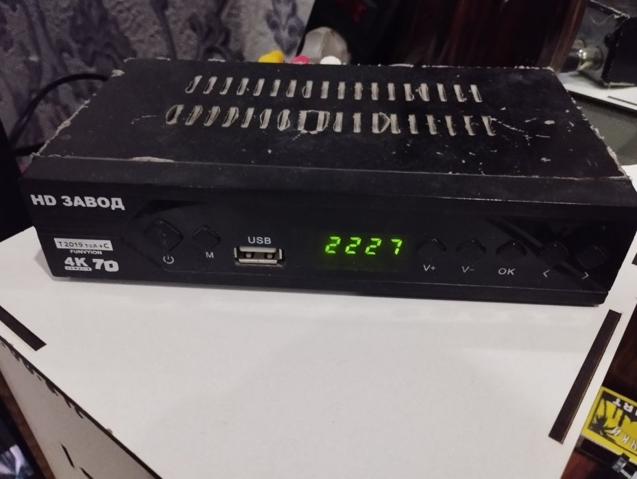 Телевизор в хорошем состояний