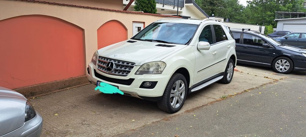 Mercedes-Benz ML Unic Proprietar – Întreținut Exemplat