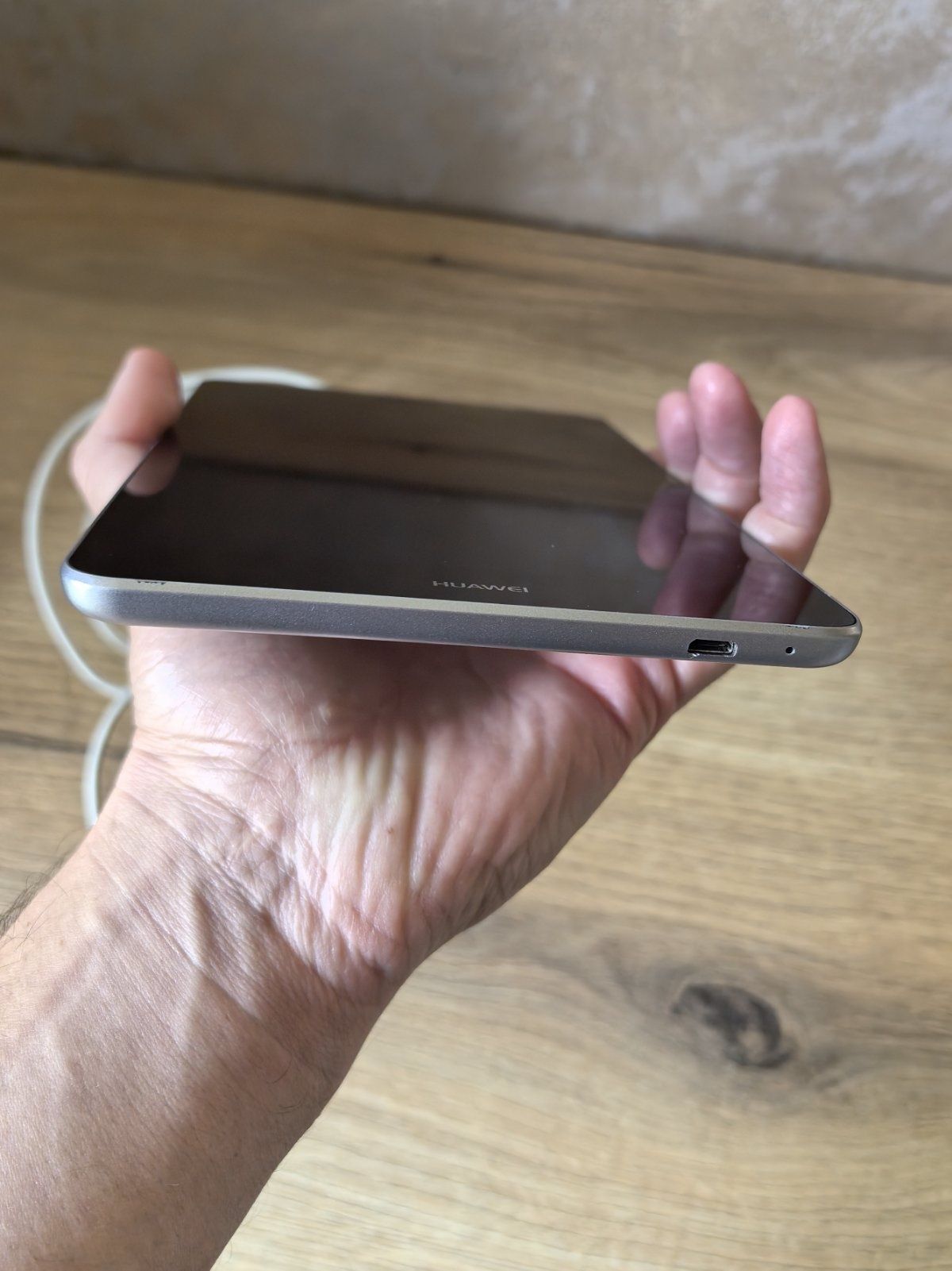 Таблет Huawei MediaPad T3, без драскотина!