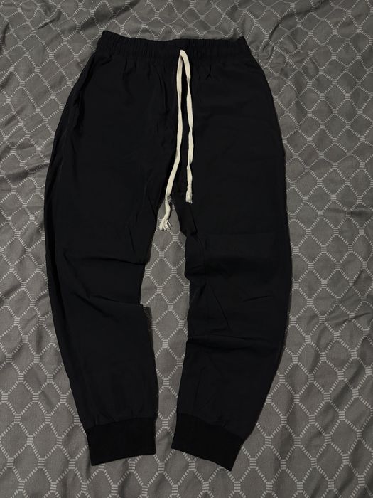 pantaloni young rich