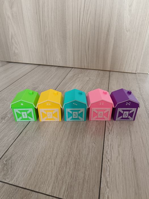Casute cu animalute de deget