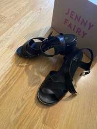 Дамски черни сандали