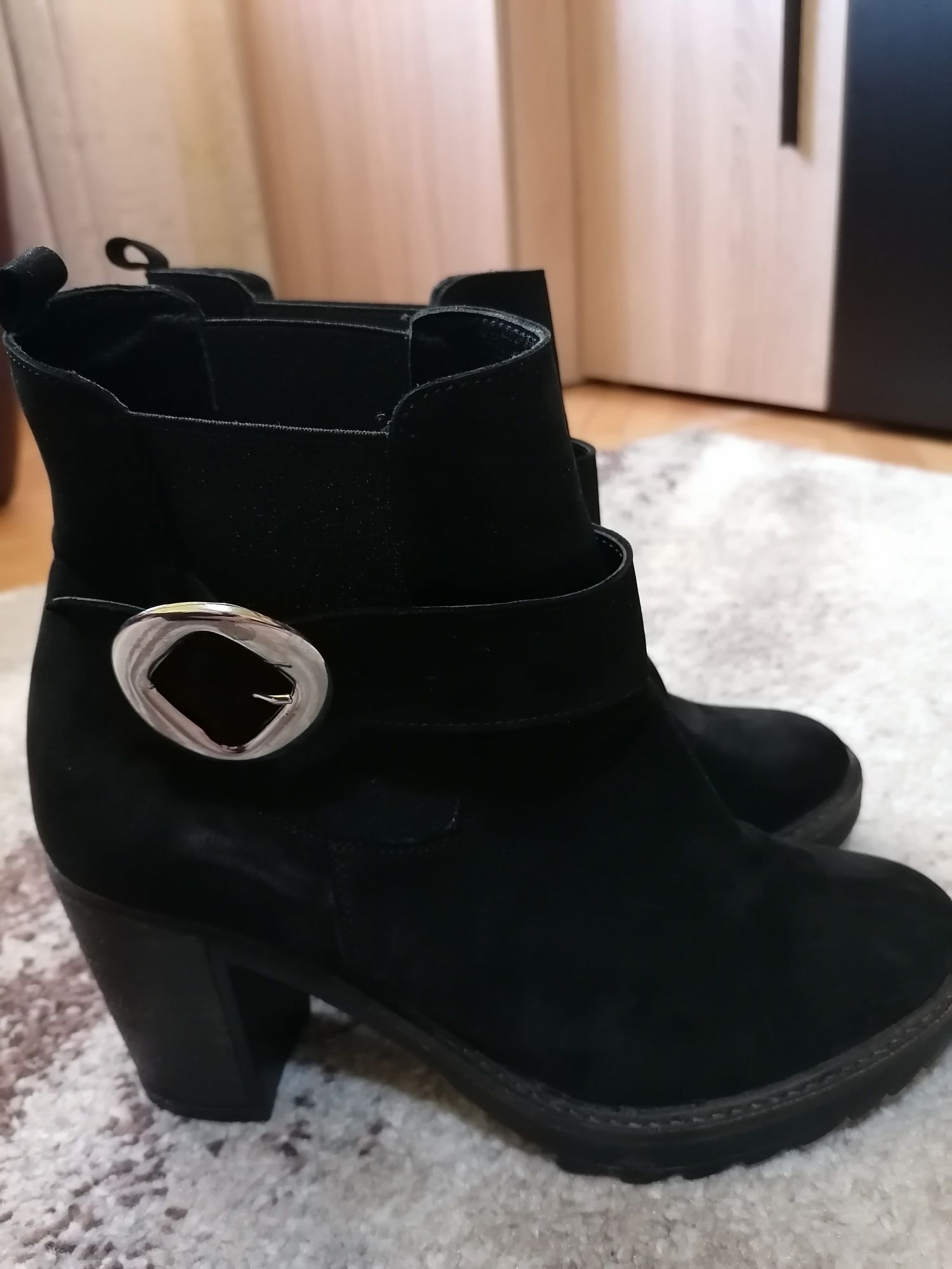 Vand botine de piele Clujana nr 40