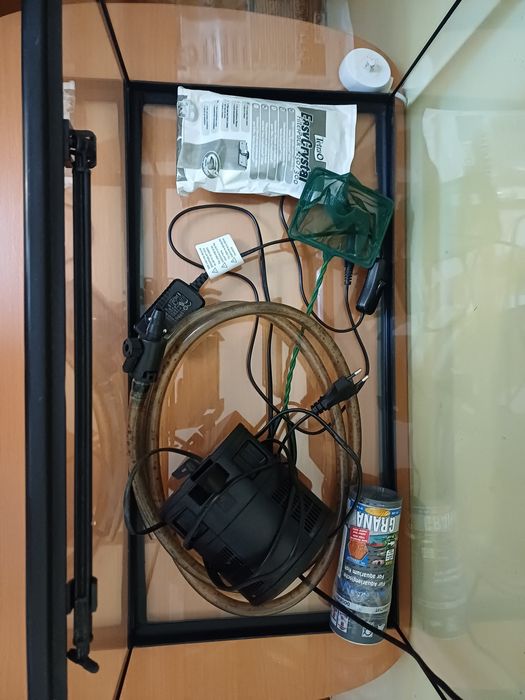 Acvariu capacitate 54L