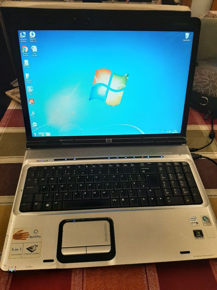 Лаптоп HP dv9000 17 инча SSD hard