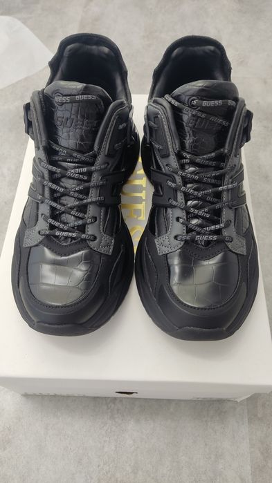 Sneakers Guess Belluno Marimea 40 Negru