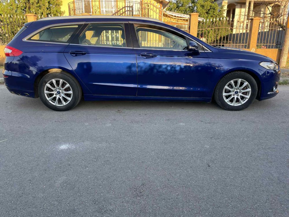 Ford Mondeo Volan Pe dreapta