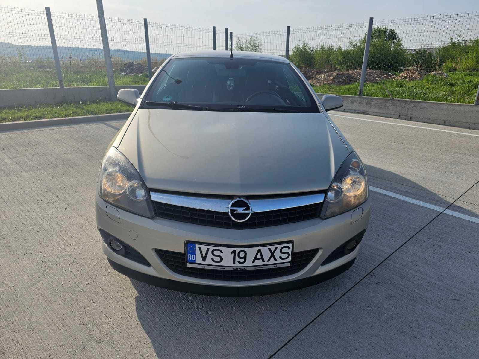 Opel Astra h twintop 1.8