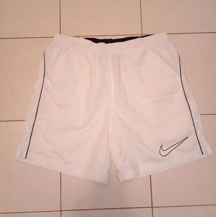 Pantaloni scurti Nike