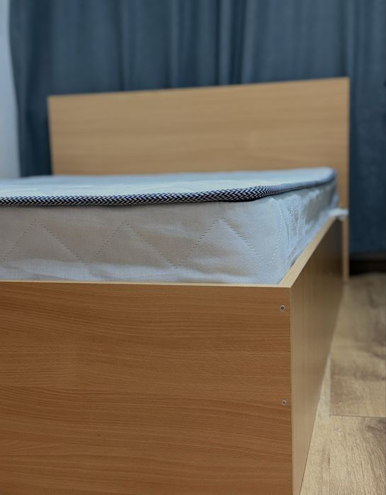 Спалня с матрак 120/190