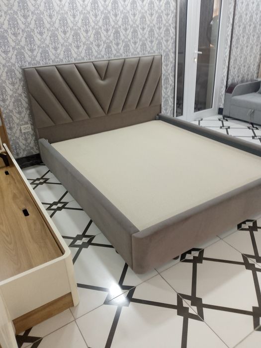 Spalniy kravot . Vertu