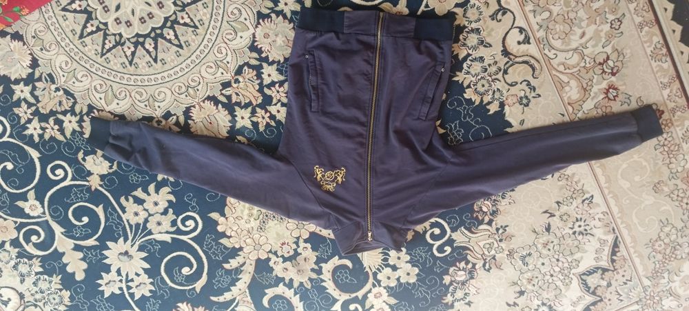 Ппродам оригинальную спортивку bruini состояние 5/10