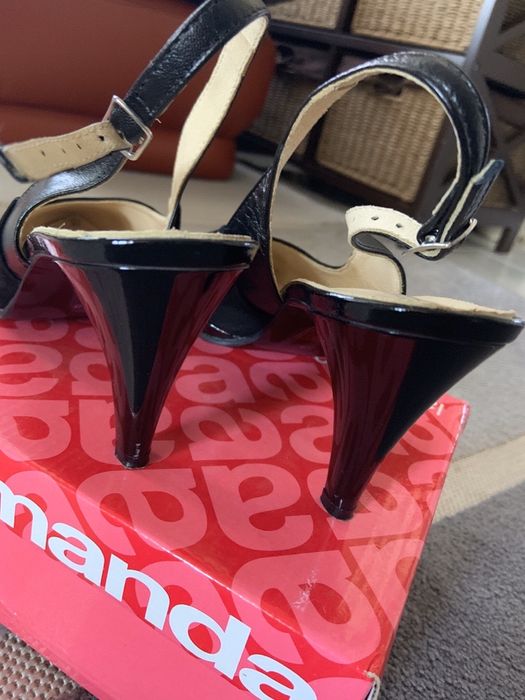 Pantofi piele, in stare foarte buna !