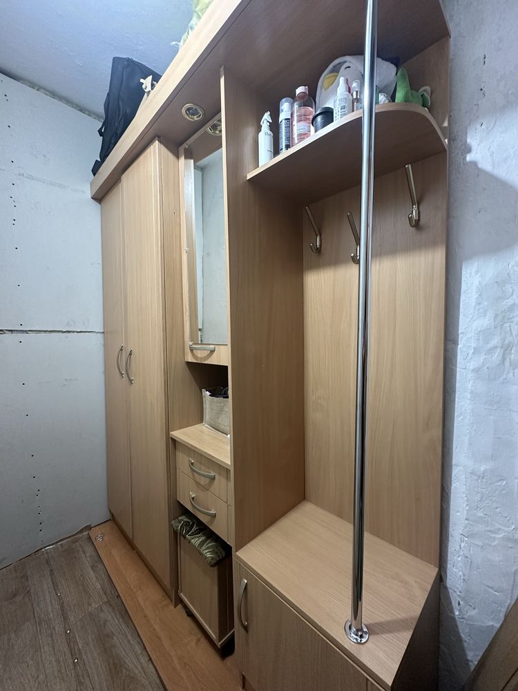 Продам прихожку