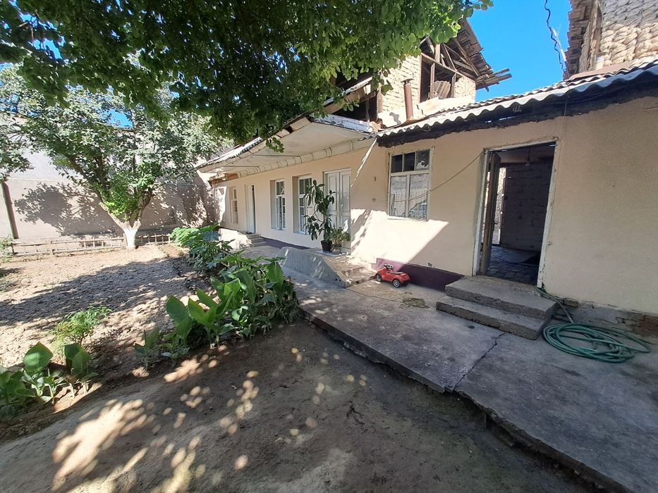 Актепе, участок 6,8 сот.6 комн Шайхантахур район