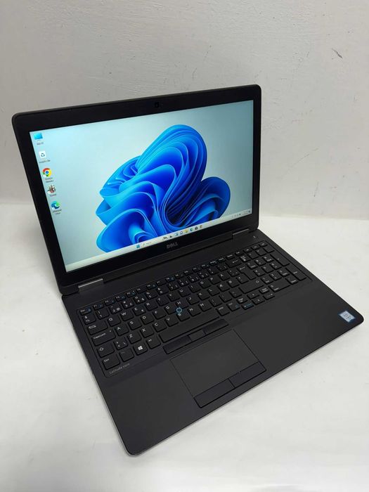 Dell Latitude E5570-FHD ips,Intel Core i7,Ram8Gb,256SSD-Radeon,Win 11