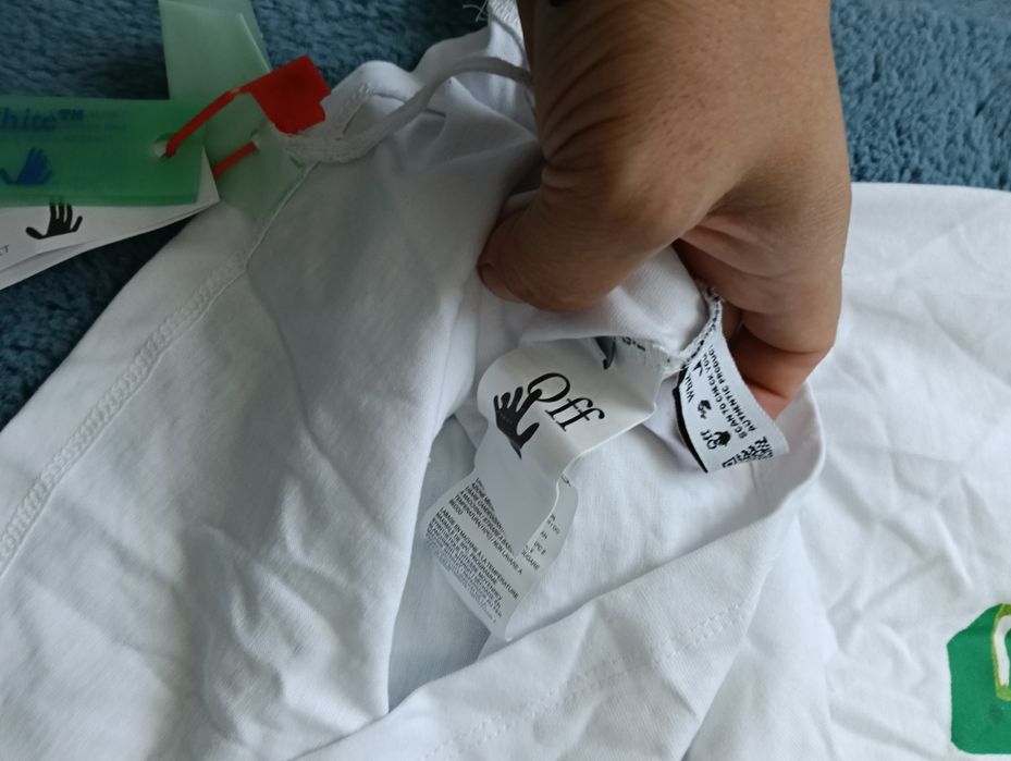 Tricou off white mărimea xxl..nou