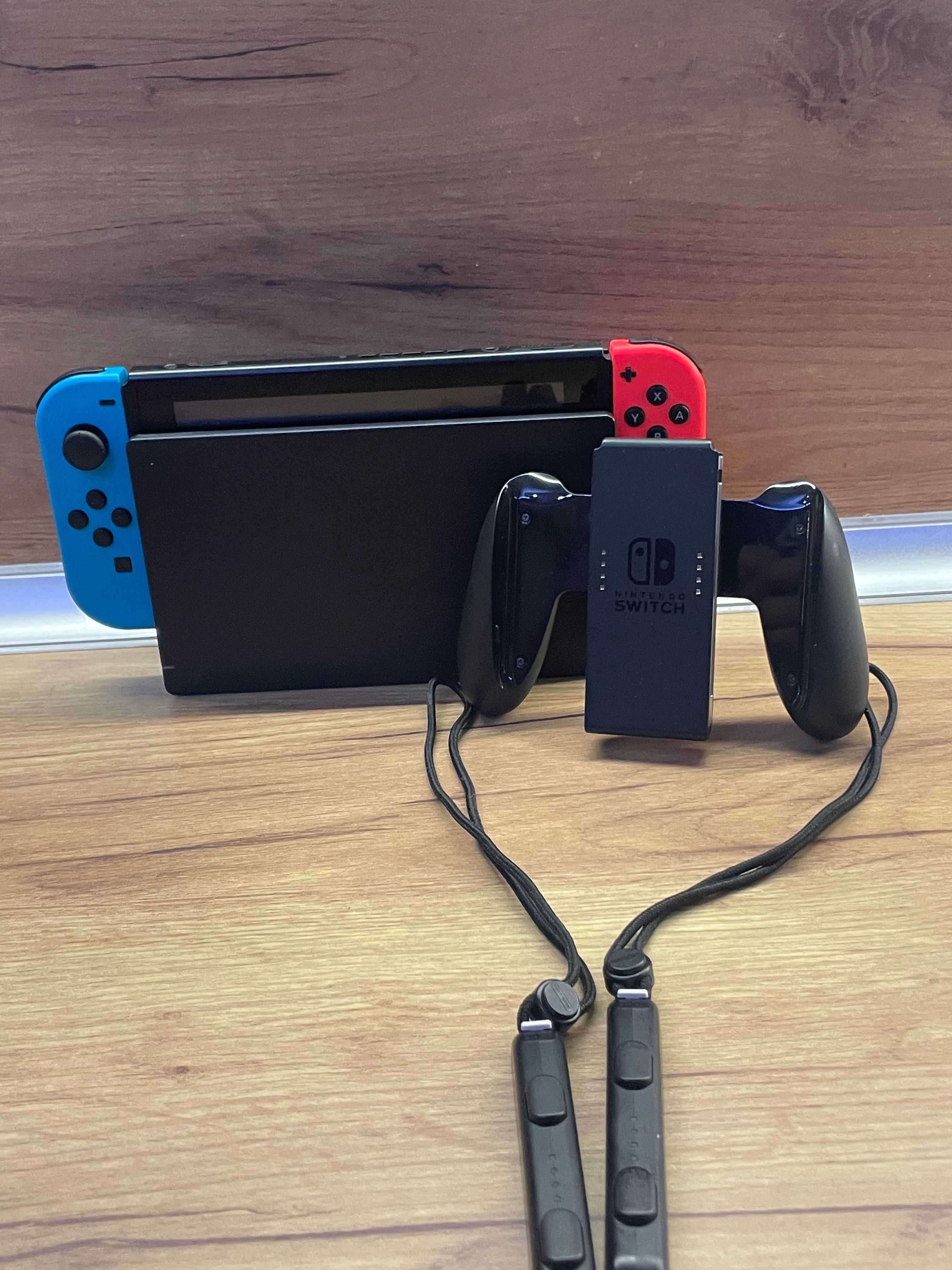 Nintendo switch red and blue