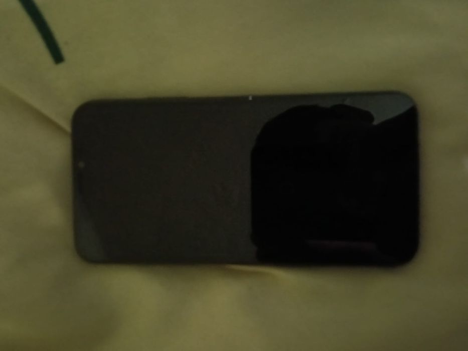 Vând iPhone x pentru piese