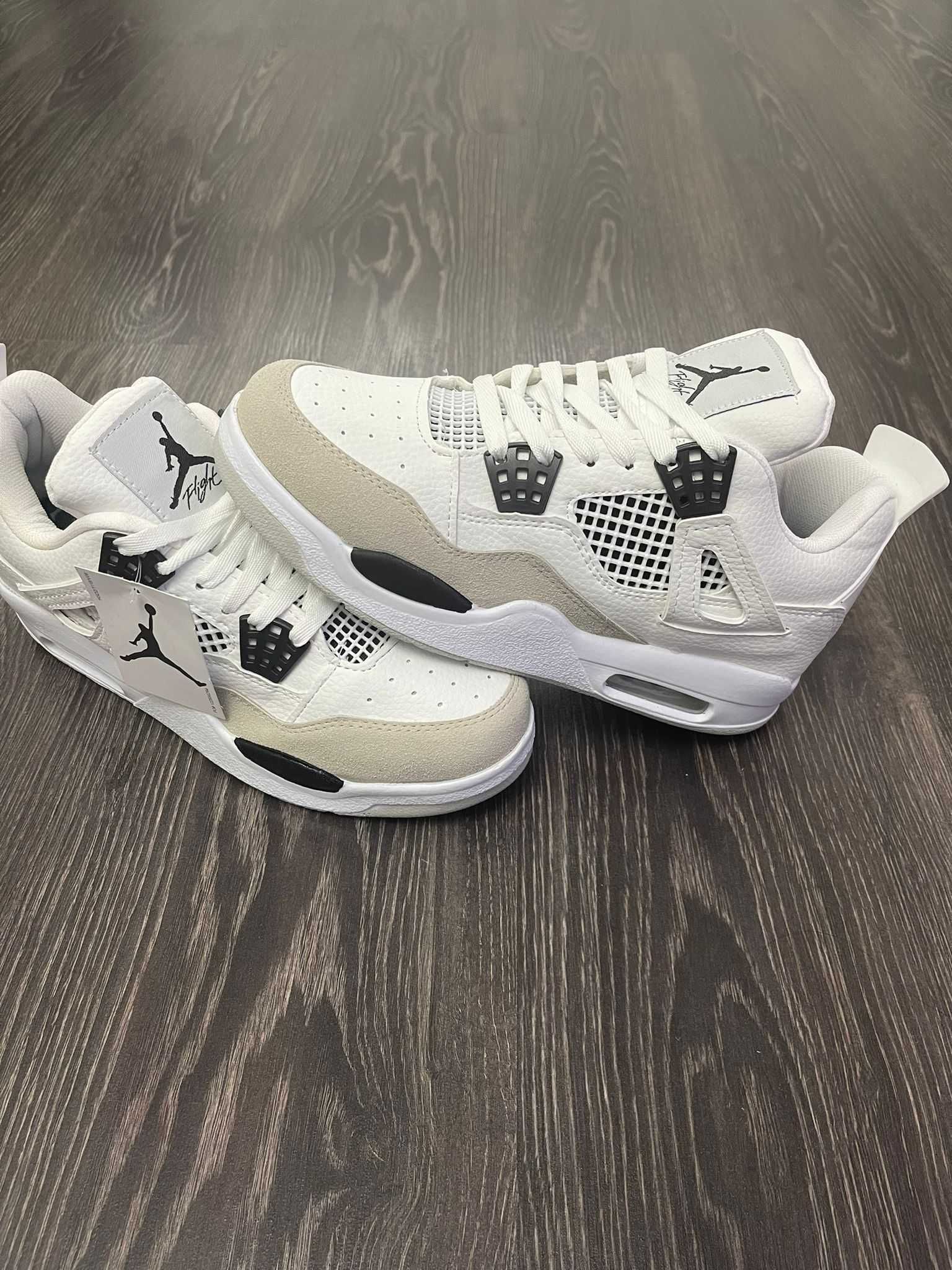 Jordan 4 White  l Multe marimi si modele