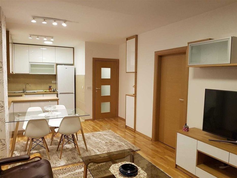 Дава се под наем Двустаен апартамент в Бургас, Братя Миладинови - 57 кв.м за 204 € - Снимка #1